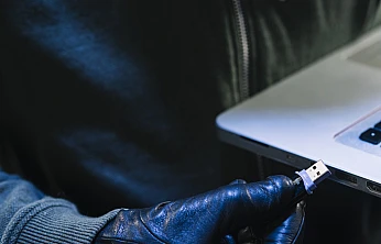 Hükümetler Casus Yazılım Kullanımını Sınırlı Göstermeye Çalışıyor, Gerçek Durum Farklı