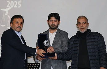 İLKHA'ya 'İnsan Hakları Basın Ödülü' verildi