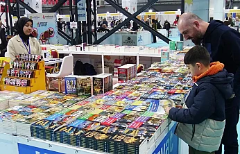 İstanbul'un 39 İlçesinde Kitap Rüzgârı Esecek