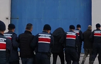 Jandarma 6 İlde Düzenlediği Operasyonlarda Silah Ticaretine Büyük Darbe Vurdu