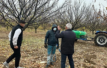 Kayısıda Sonbahar Mücadelesi Üreticilere Anlatıldı