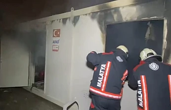 Mahmut Çalık Konteyner Kenti'nde Yangın Söndürüldü