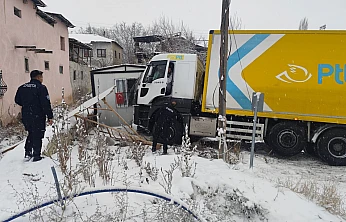 Malatya'da Kar Yağışı Trafiği Olumsuz Etkiledi