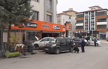 Malatya'da Kış Lastiği Yoğunluğu: Sürücülere 'Güvenlik İçin Değişim Şart' Uyarısı