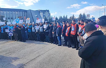 Malatya'da Memurlardan Ücret Dengesizliğine Protesto
