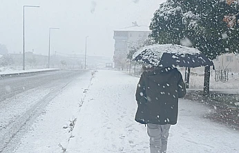 Meteoroloji'den yurdun kuzeydoğusu için kuvvetli kar ve sağanak uyarısı