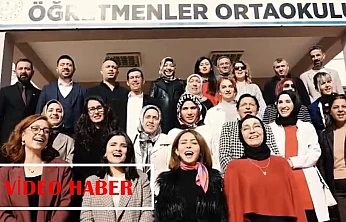 Öğretmenler Sahnede: 24 Kasım İçin Birlikte Şarkı Seslendirdiler