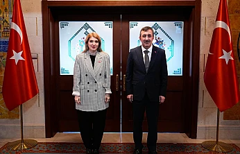 Ölmeztoprak ,Cevdet Yılmaz İle Malatya'nın deprem sonrası toparlanma sürecine ilişkin görüşme gerçekleştirdi