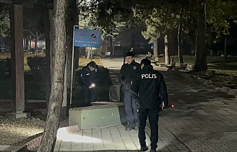 Parkta Yürürken Vuruldu: Polis Saldırganları Arıyor