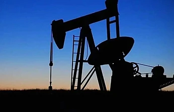 Petrol Piyasalarında Toparlanma: Brent 65,21 Dolar Seviyesinde