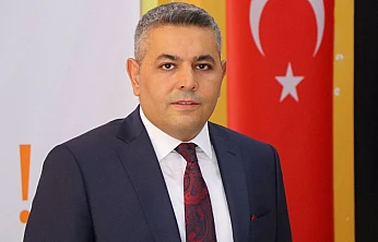 Sadıkoğlu: 'Atatürk, kalbimizde şükran ve minnetle yaşamaktadır'