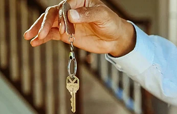 Tapuda Yoğun Trafik: 10 Ayda 16,6 Milyon İşlem, 122 Milyar Liralık Harç Geliri