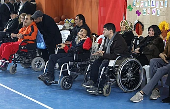 Tekerlekli Sandalyeli Basketbolcular Alkışlarla Taçlandırıldı