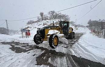 Tipi ve Yoğun Kar Yağışı Ekipleri Durdurmadı