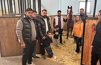 Turgut Özal Üniversitesi Akademisyenleri ve Öğrencileri Yazıhan'da Atlı Cirit Deneyimi Yaşadı