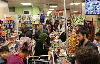 Yıllık Enflasyon Sınırlı Düşüş Bekleniyor: Ekim'de Yüzde 33,05'e Gerileyebilir