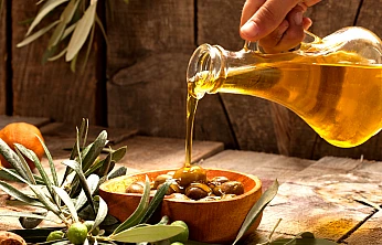 Zeytinyağı Sektörü Daralıyor: Döviz Geliri Yarıya Düştü