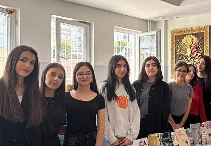 Cumhuriyet Anadolu Lisesi Öğrenci ve Öğretmen Kitapları Tanıtım Ve İmza Günü Etkinliği
