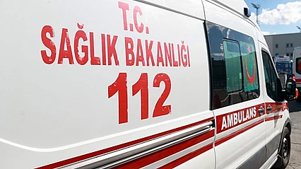 Tarım işçilerini taşıyan midibüs kaza yaptı: 3 ölü, 12 yaralı