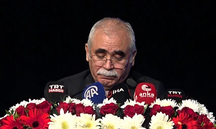 Anayasa Mahkemesi Başkanı Konuşmasında Gözyaşı Döktü