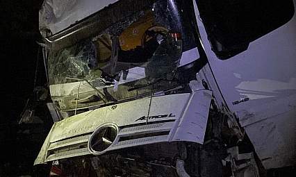 Erkenek Mevkiinde Feci Kaza: Kontrolden Çıkan Tır Can Aldı