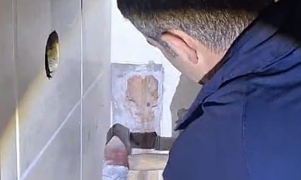 İtfaiye, Duvarın İçine Sıkışan Kediyi Sağ Salim Çıkardı