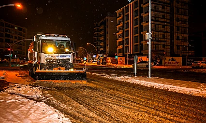 Malatya Büyükşehir Belediyesi Karla Mücadelede 7/24 Sahada