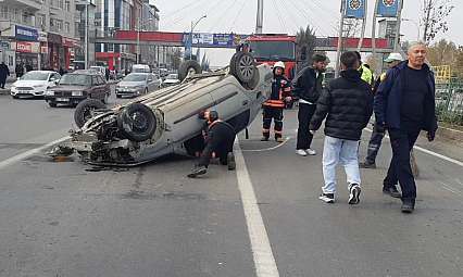Malatya'da 2 araç çarpıştı: 3 yaralı