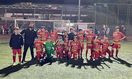 Malatya'da Çocuklar Hem Futbol Öğreniyor Hem de Takım Ruhu Kazanıyor