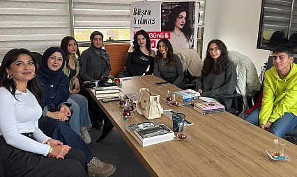 Yazar Büşra Yılmaz: 'Beş Yıl Sonra Yeniden Edebiyata Döndüğüm İçin Çok Heyecanlıyım'