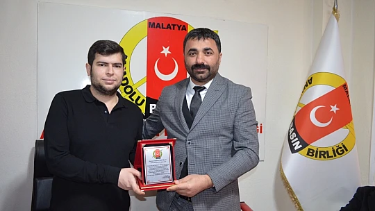 Anadolu Basın Birliği Derneği Sahada Çalışan Gazetecileri Unutmadı