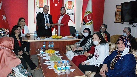 Başkan Alpaslan Anadolu Basın Birliği'nin Çalışmalarını Takdir Ediyorum