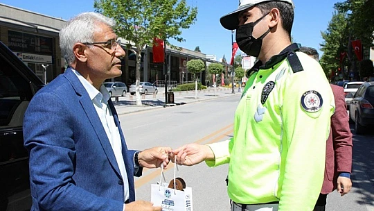 Başkan Güder'den Trafik Haftası Ziyaretleri