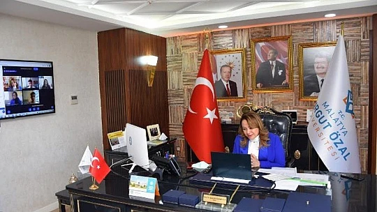 MTÜ Tıp Fakültesinden Ameliyatsız Safra Kesesi Taşı Operasyonu