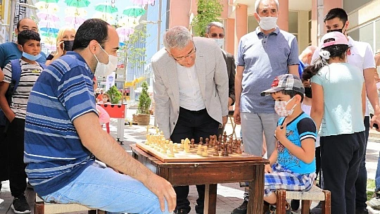 Battalgazi'de 'Babalar Günü' Renkli Etkinliklerle Kutlandı