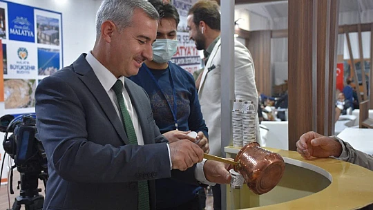 Başkan Mehmet Çınar İstanbul'da ki 4.Malatya Tanıtım Günlerine Katıldı