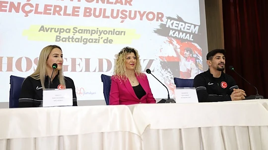 Budapeşte Şampiyonları Battalgazi'deki Gençlerle Buluştu