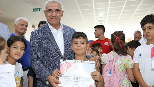 Battalgazi Belediyesi Yaz Spor Okullarındaki Öğrencilere Sürpriz Ziyaret