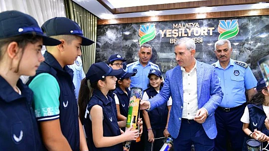 Başkan Çınar, Zabıta Müdürlüğü Personeli İle Minik Zabıtaları Ağırladı