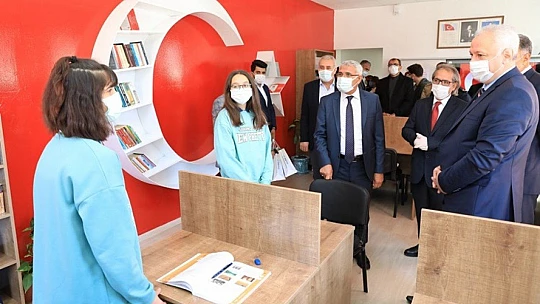 Şehit Semih Özbey'in İsmi Kütüphane'de Yaşatılacak