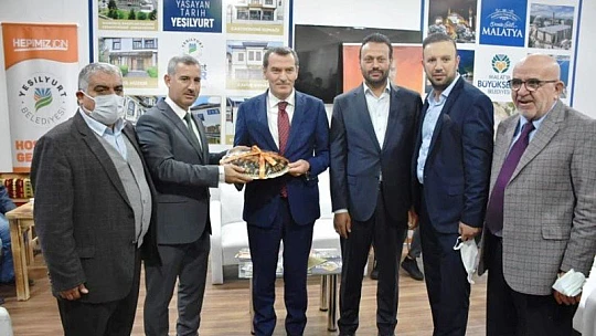 Başkan Mehmet Çınar İstanbul'da ki 4.Malatya Tanıtım Günlerine Katıldı