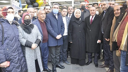 Fatih Gönültaş'ın İş Yeri Açılışına Yoğun İlgi