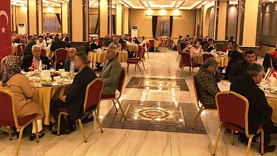 Vatanseverler Gençlik Eğitim Ve Kültür Derneği İftar Yemeğine Yoğun İlgi