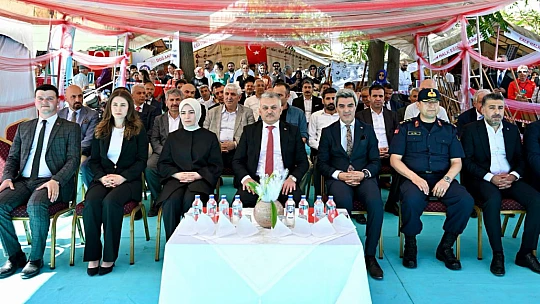 Vali Yazıcı, Hayat Boyu Öğrenme Haftası Açılış Programına Katıldı