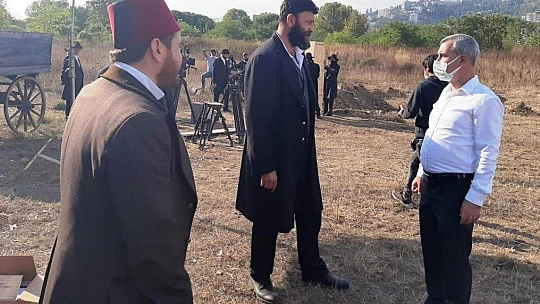 Başkan Çınar, Trt-1'de Yayımlanan 'Payitaht-Abdulhamid' Dizi Setini Ziyaret Etti