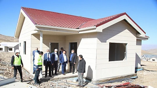 Başkan Güder: 'Köy Evleri Yıl Sonunda Teslim Edilecek'