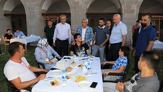 Battalgazi'deki Ödüllü Fotoğraf Yarışmasına Görkemli Gala Gecesi
