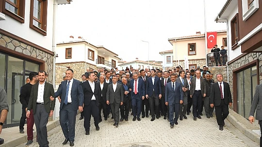 Milletimizin Yüzünü Güldürüyor Hizmetlerimizle Dualarını Alıyoruz