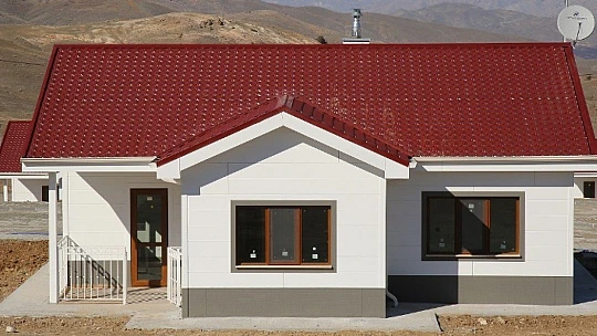 Bulutlu'daki Evlerin Geçici Kabulü Yapıldı