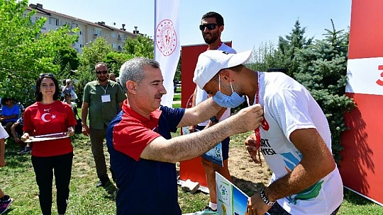 Çınar, Gençlik ve Spor Yılımızı Yeşilyurt Zafer Koşumuzla Taçlandırdık